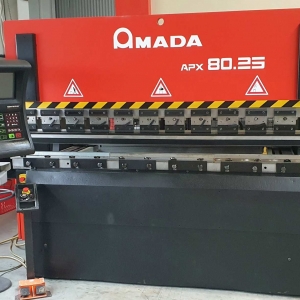 AMADA APX 80 t x 2550 CNC 7 osi
